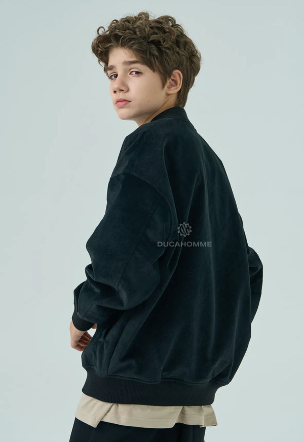 Bomber Junior style