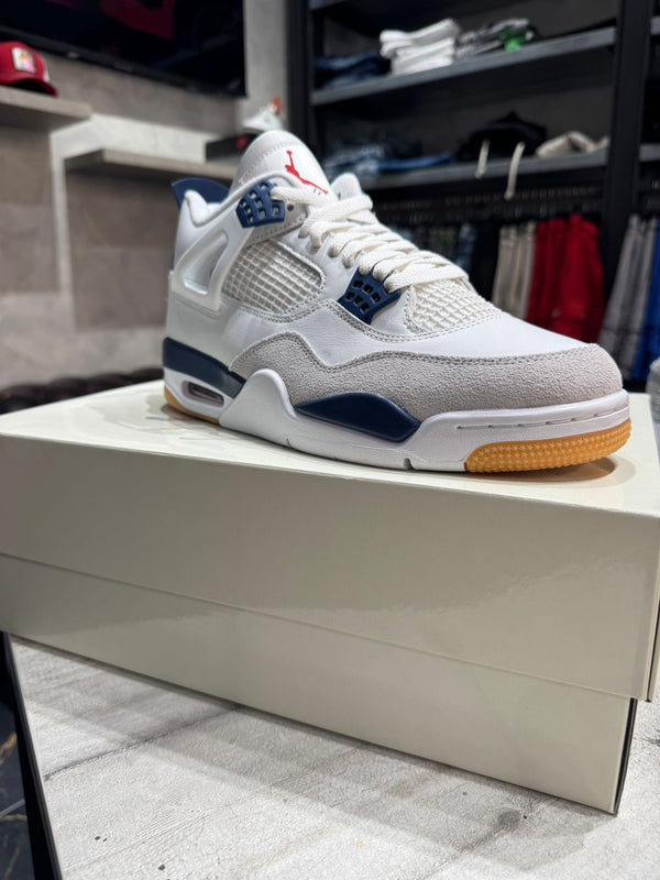 Jordan 4 Retro SB Navy